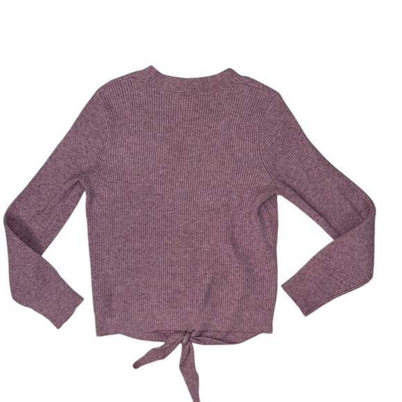 Moth Anthropologie Lightweight Tie Front V Neck Lavender Purple Sweater Size M - Picture 2 of 3